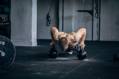 This Beginner Kettlebell Workout Will Get You Fit, Fast
